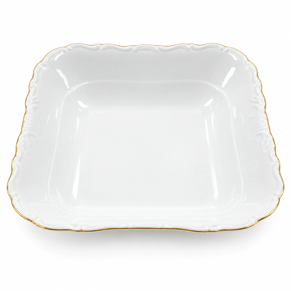Zlatý detail – elegantní servírovací mísa