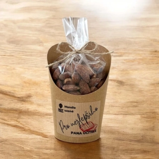 Pro učitele mandle uzené v kelímku 180 g